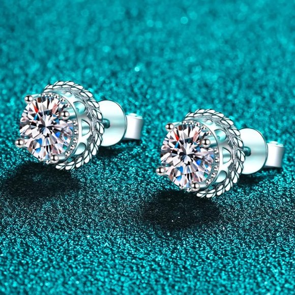 2 Carat Moissanite 925 Sterling Silver Stud Earrings - Picture 3 of 6